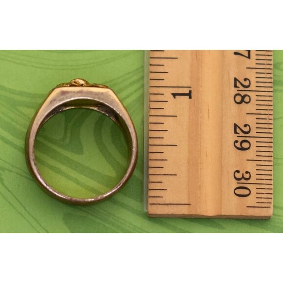Vintage Eagle Crest Victorian Gold Tone Ring Size 9 1/2 - W6 - Picture 4 of 4